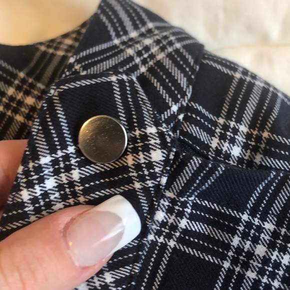 School girl skirt - Picture 3 of 3